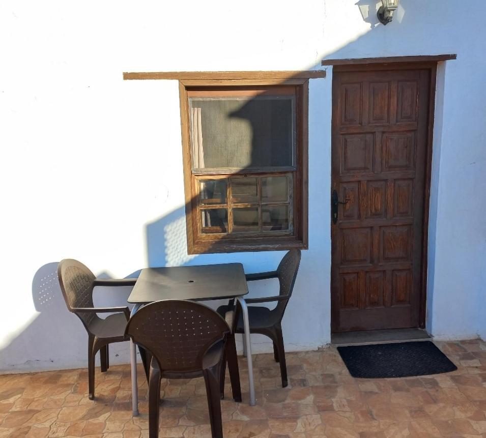 Encantadora Casita Con Molino Y Piscina Antigua  Exterior photo